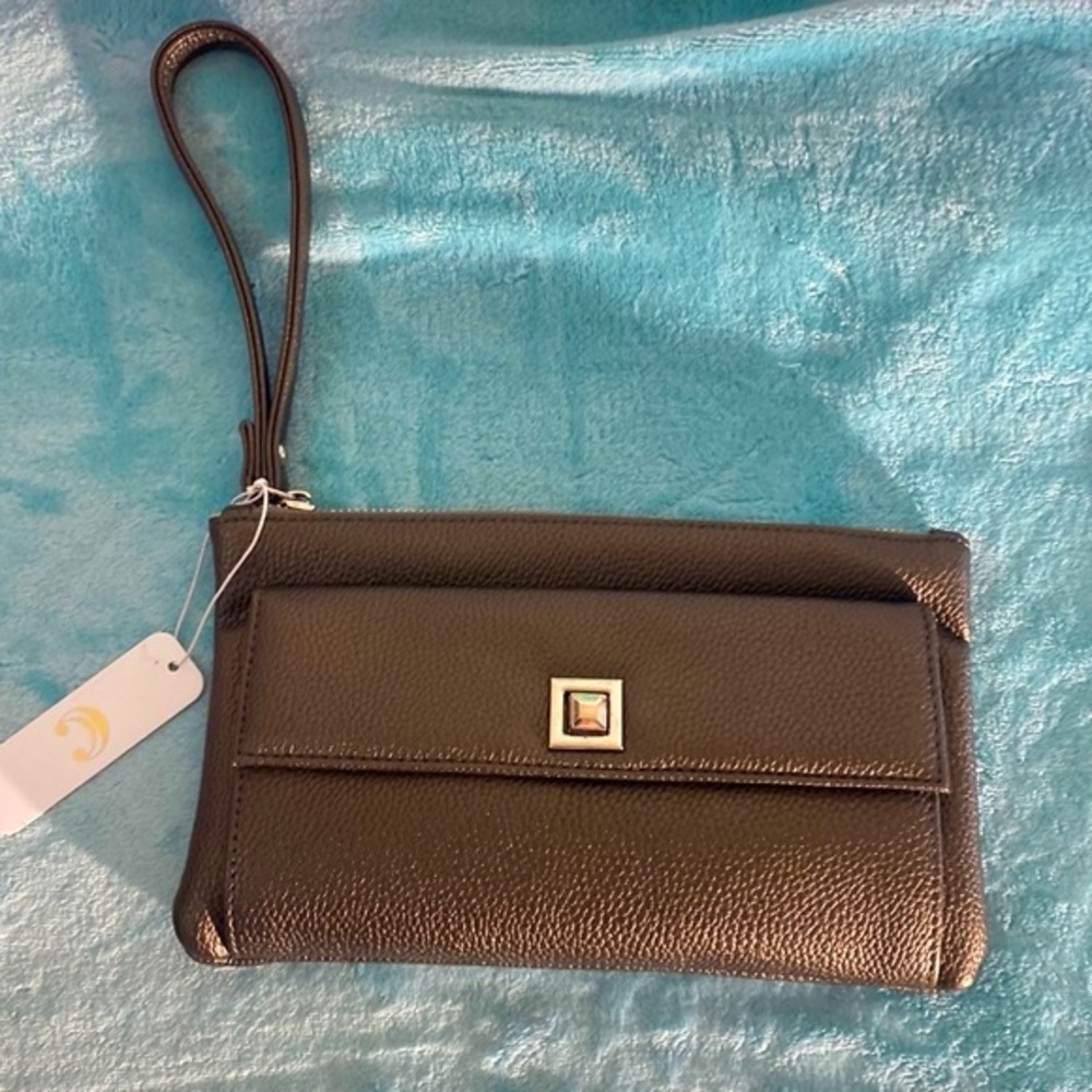NEW! Dark taupe faux leather pebbled wristlet